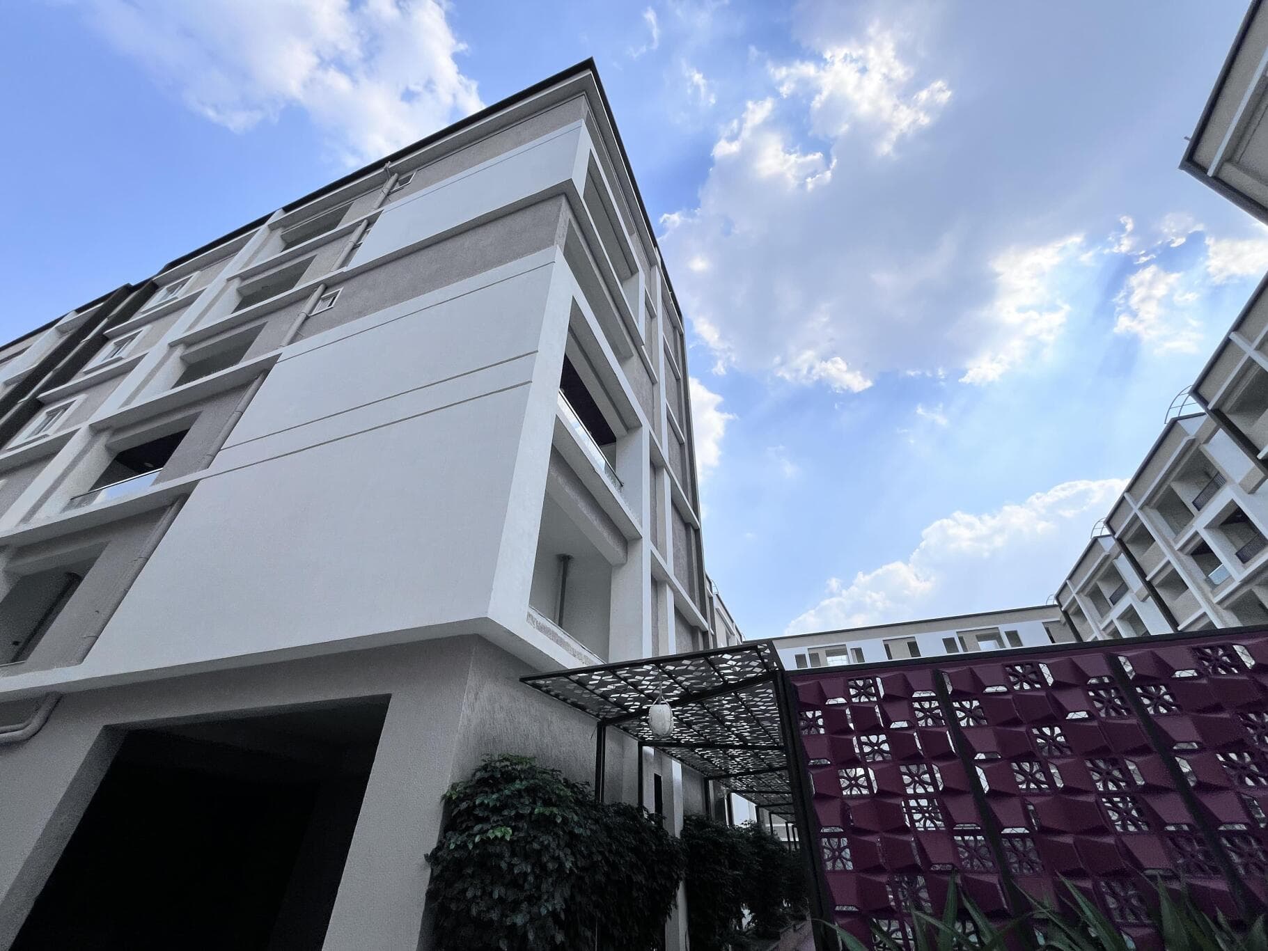 Regalia Krishna Kunj Central Courtyard