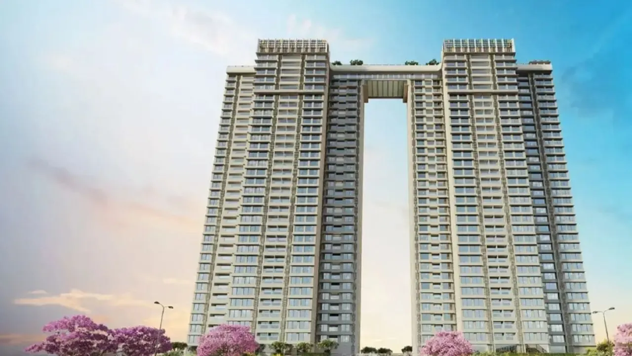 Relliancs Lashkaria Solitaire in Andheri West, Mumbai